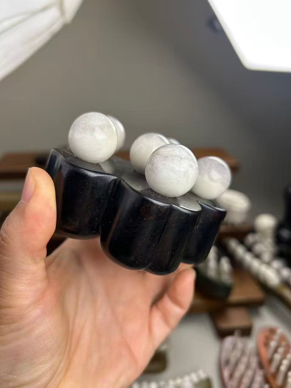 鹿角按摩是否需要搭配油使用 Do You Need Oil When Using Deer Antler Massage Tools