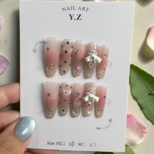精选手作甲艺 Curated Press-on Nail Art by Xandraco